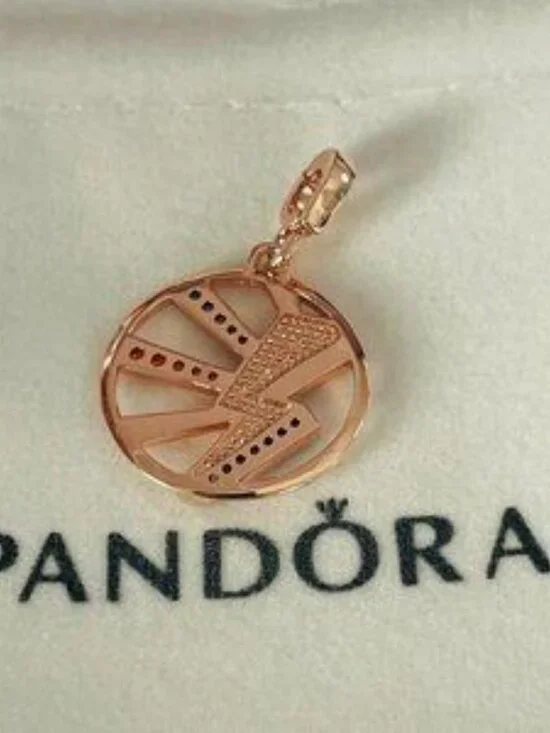 Pandora ME Light Me Up Medallion Dangle Charm Pendant Rose Gold-Plated - Picture 2 of 4